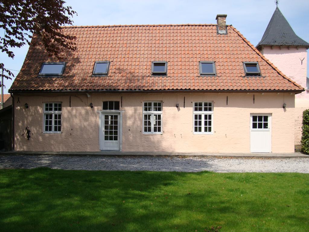 B&B Chateau Bagatelle Frasnes-lez-Anvaing Oda fotoğraf
